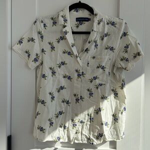 United By Blue Women’s Linen Button Down White Blueberry Pattern Size XS
